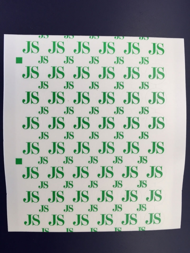 日本総合住生活様のロゴ入りワッポンを制作しました。